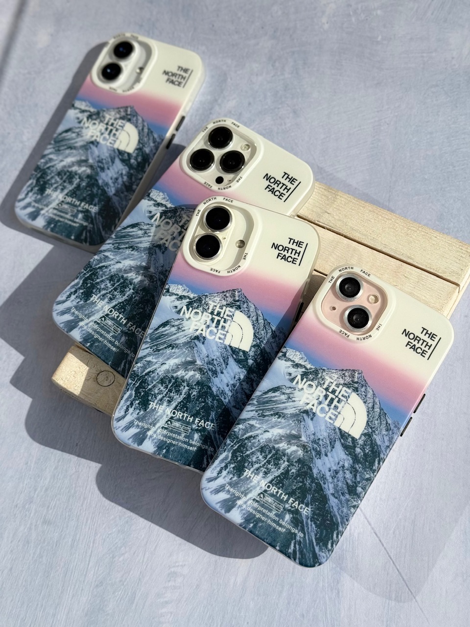 قاب گوشی نورث فیس مدل های آیفون